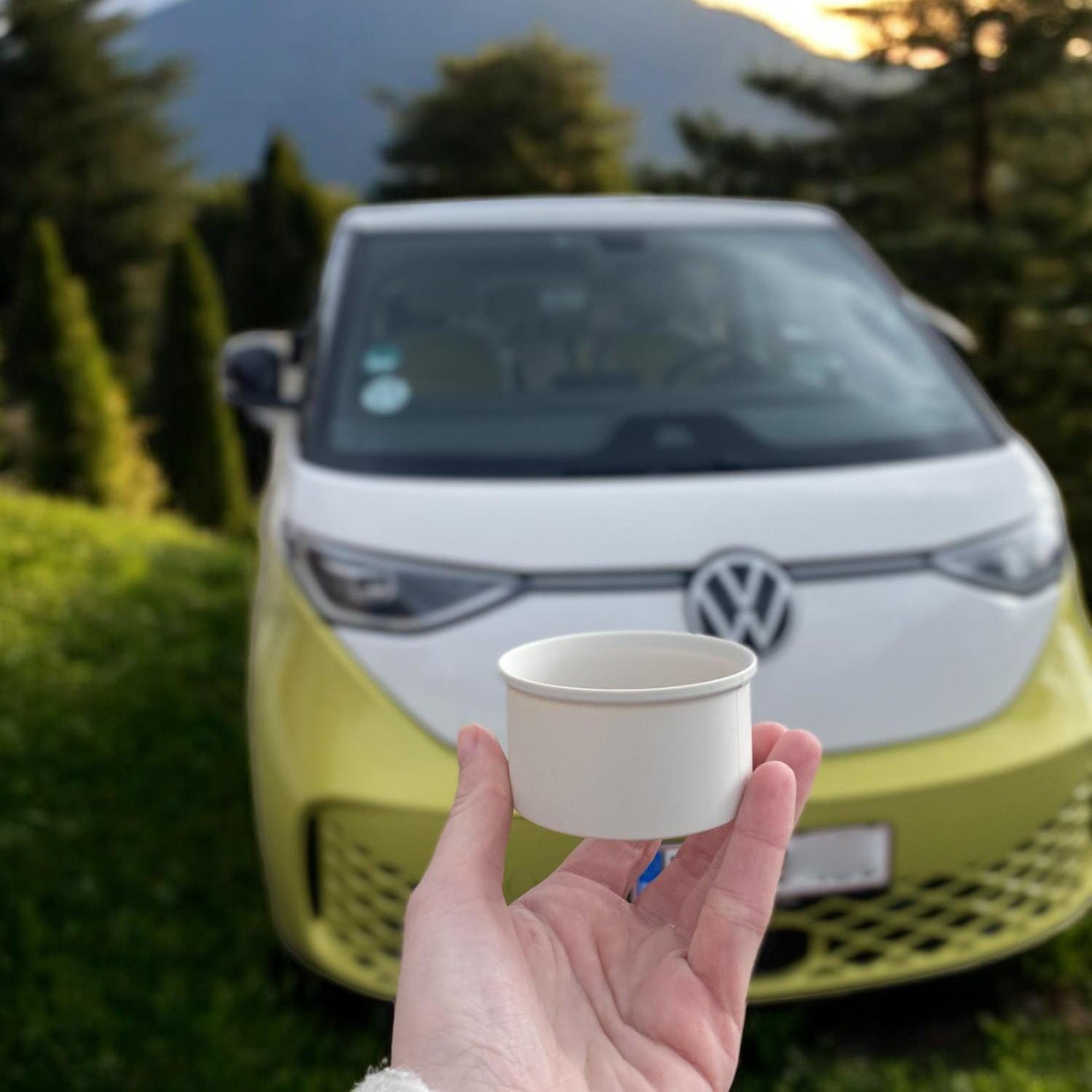 ID. Buzz Cup Holder Insert compatible for ID. Buzz Rear Tray – Drink Stabilizer for Back Seat - Tight fit no spills - Can Holder 3D Printed